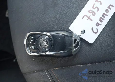 2018 Buick Regal Sportback Essence from USA, damaged, VIN W04GP6SX7J1048219